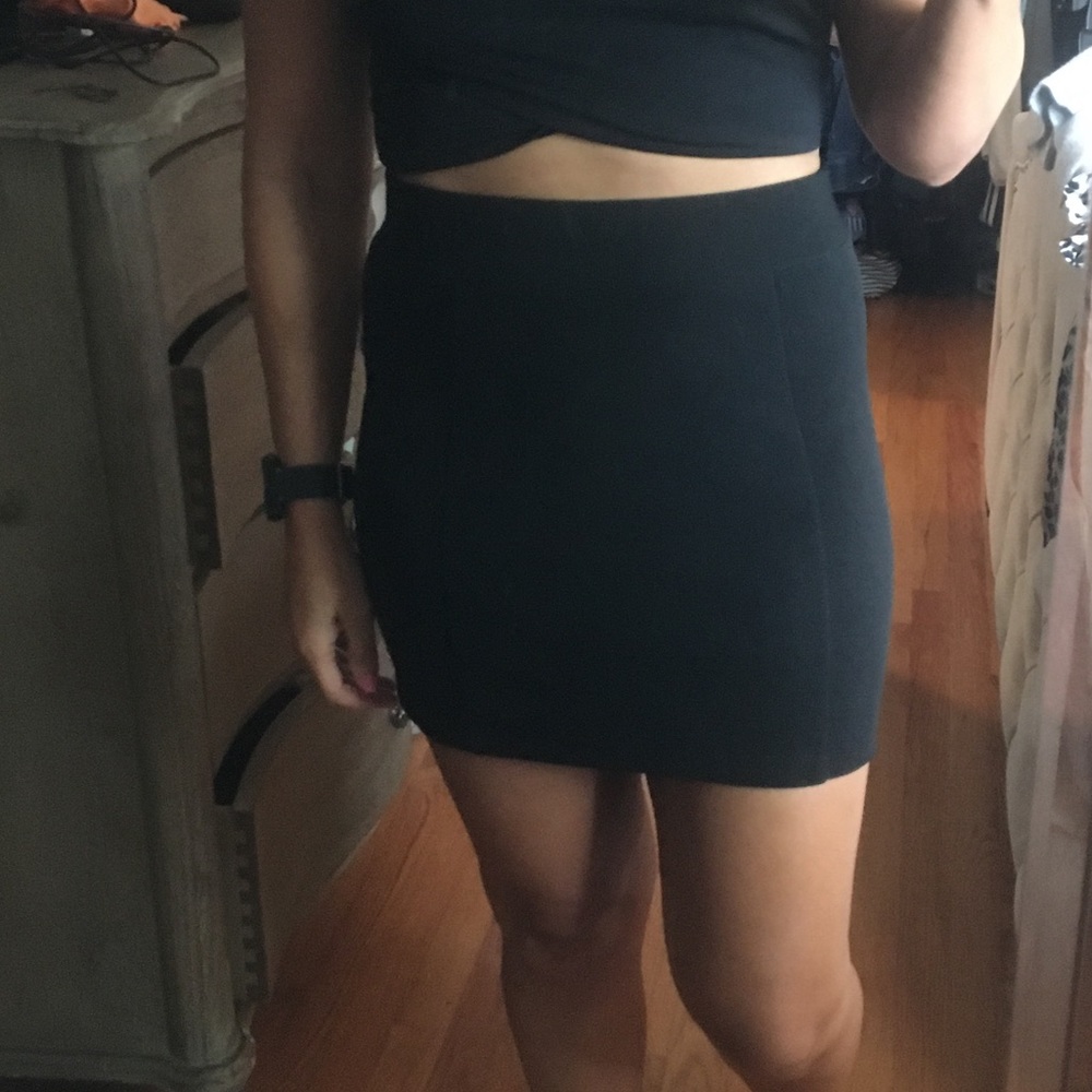 Black polyester skirt